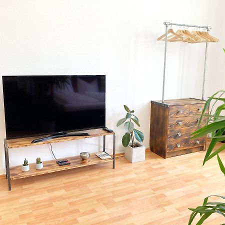 2 Zimmer Ferienwohnung In Zentraler Lage Inkl Wlan & Netflix Lipsko Exteriér fotografie