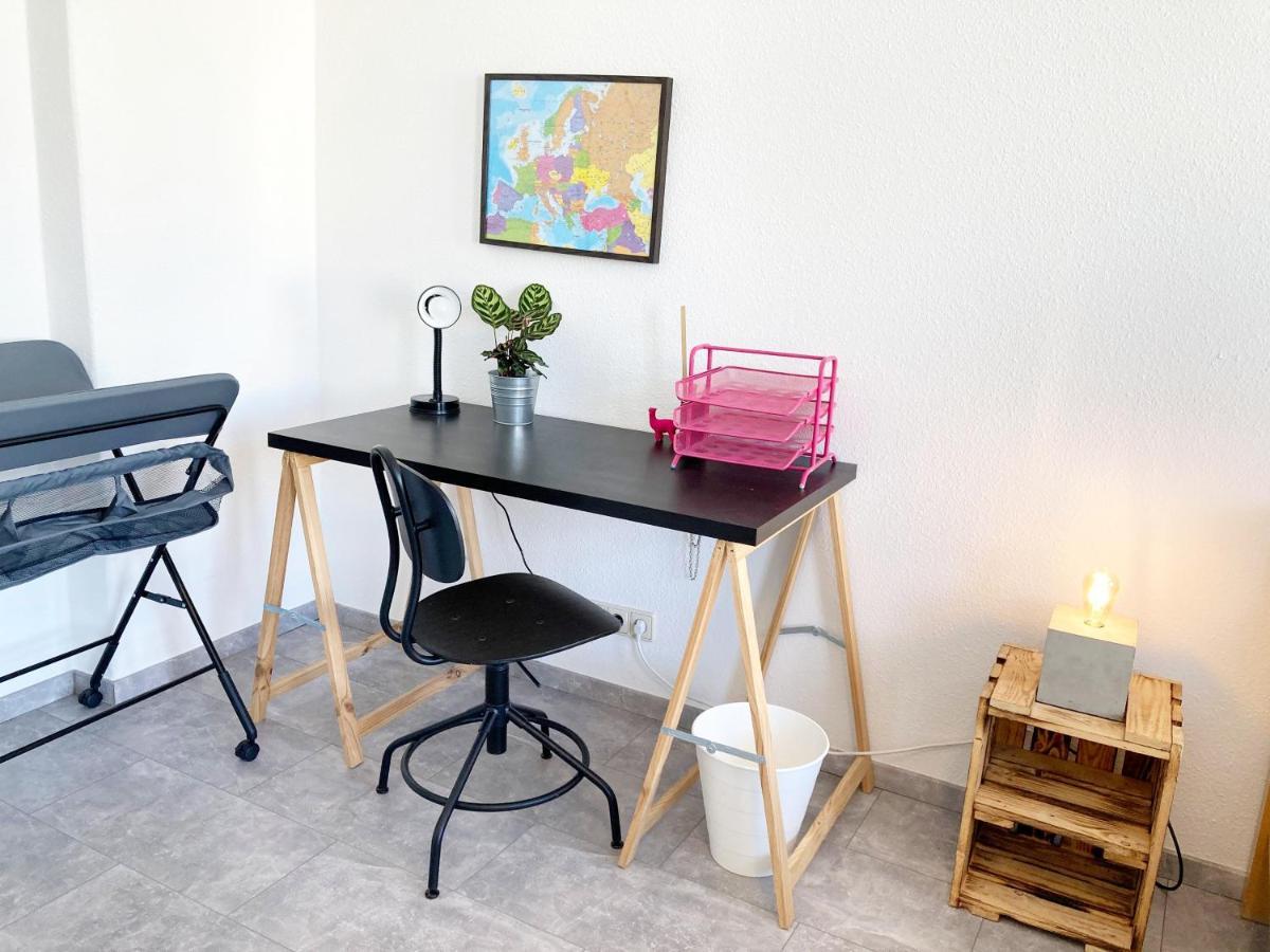 2 Zimmer Ferienwohnung In Zentraler Lage Inkl Wlan & Netflix Lipsko Exteriér fotografie